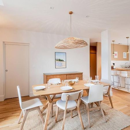 Le Jacaranda-A 2 Min De La Plage, Hyper Centre De Dinard, Vue Mer De La Fenetre Extérieur photo